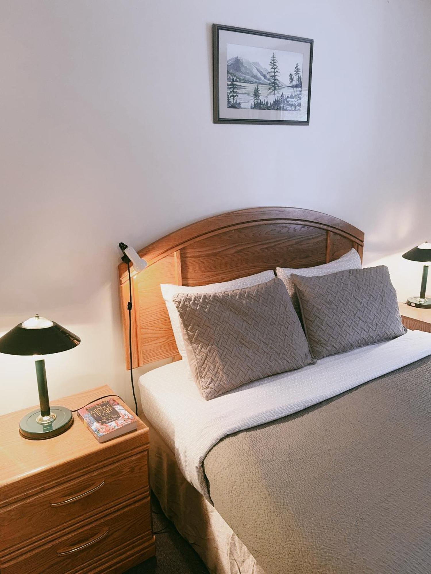 Alpine Meadows Lodge Голден Экстерьер фото